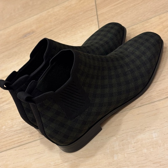 VIVAIA Square-Toe Water-Repellent Ankle Boots (Ryan Pro) - Picture 13 of 14